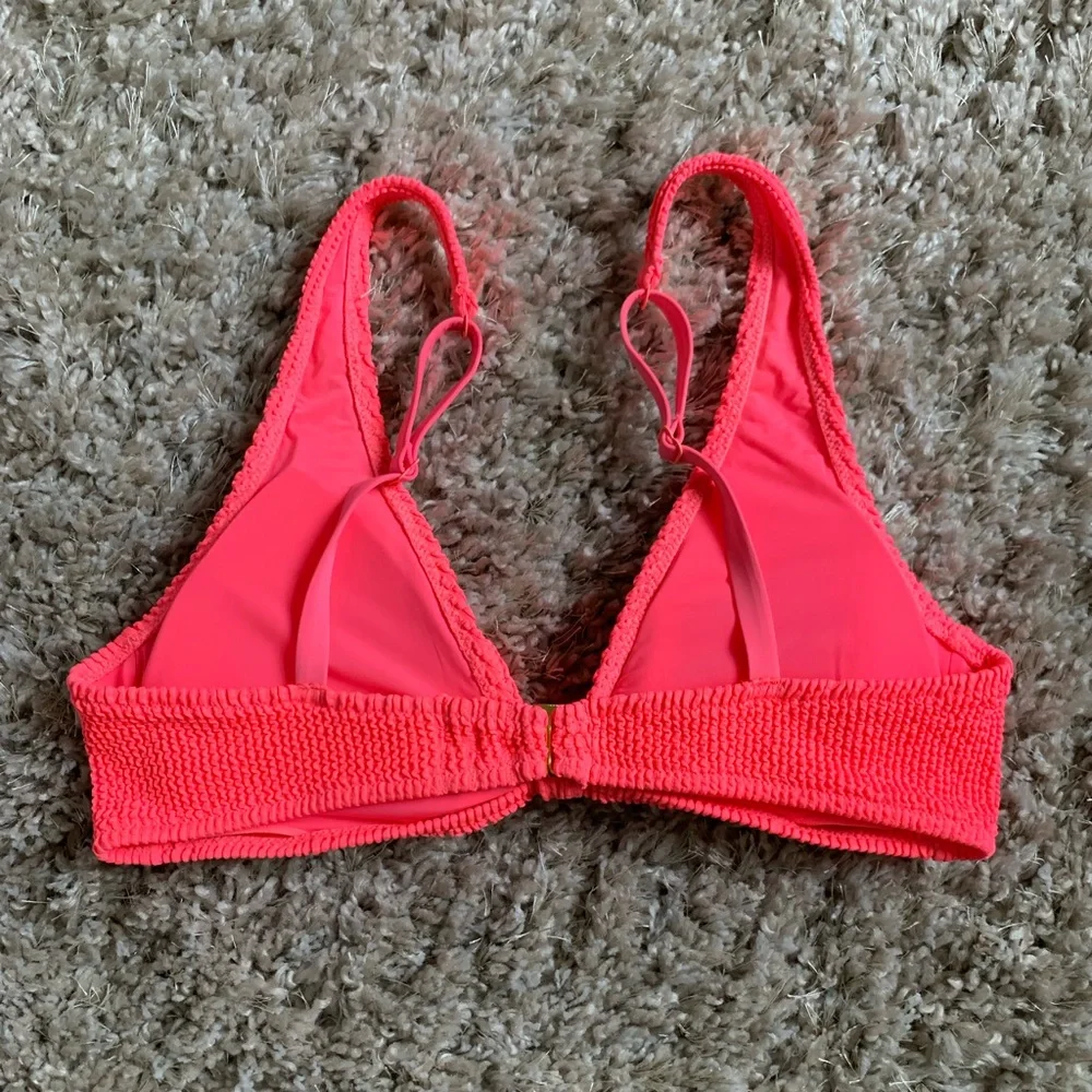 Lively Ruched Bikini Top - Picture 4 of 8